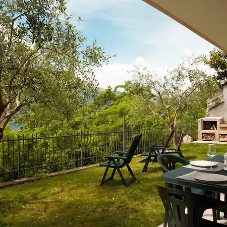 Lake Como- Olive Tree Apartment *